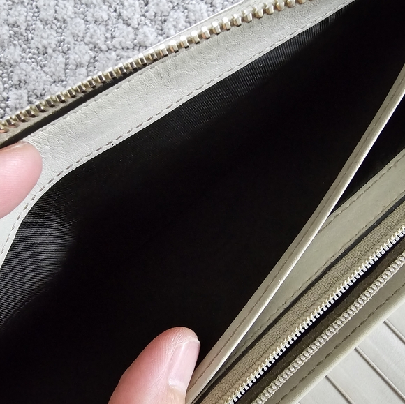 Authentic GUCCI Cima Organizer/wallet - Picture 14 of 17